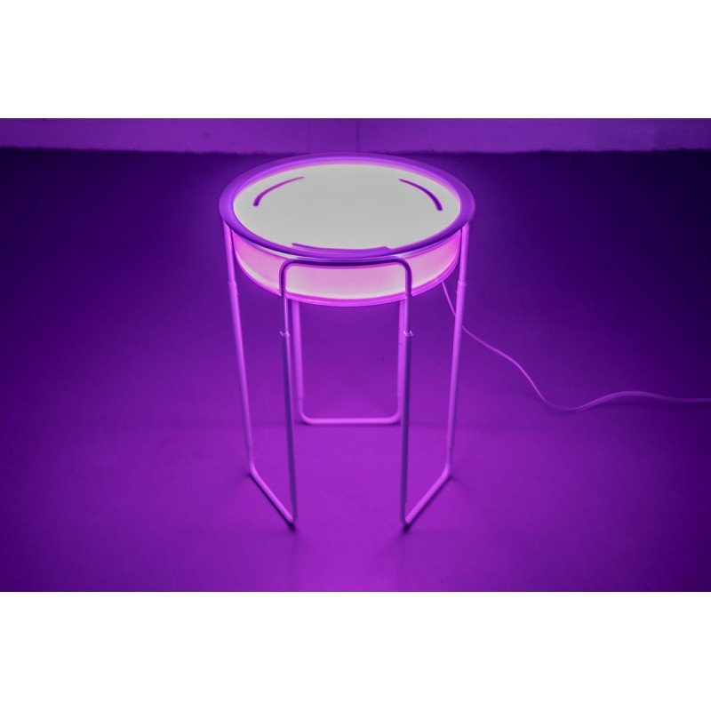 Led sensory tray with adjustable support