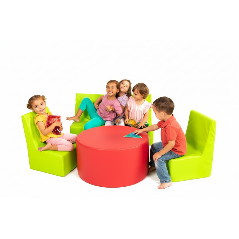 Set de sofá, dos sillones y mesa de cuero sintético