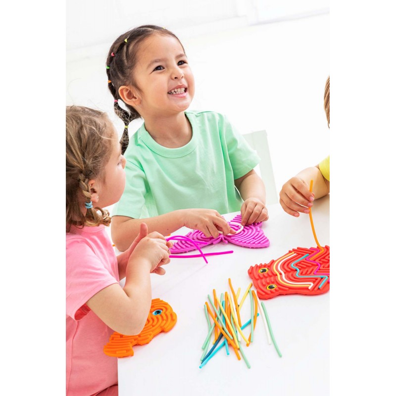 Tablero de actividades sensoriales PEZ
